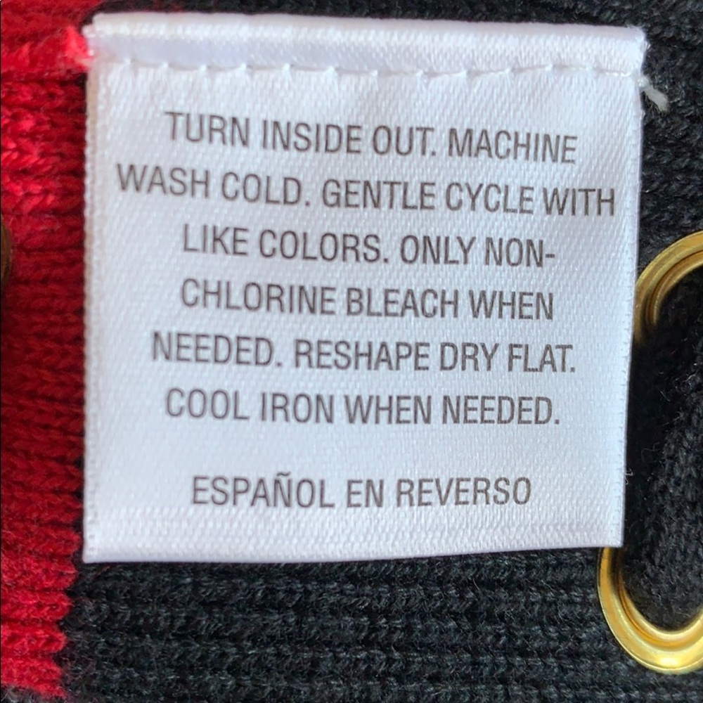 Lace Up Sweater - Picture 7 of 7